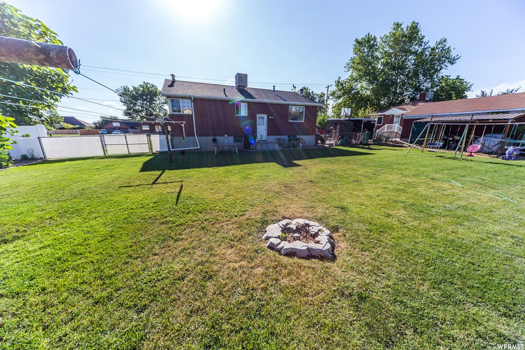 2423 S 2000 W Syracuse, UT 84075