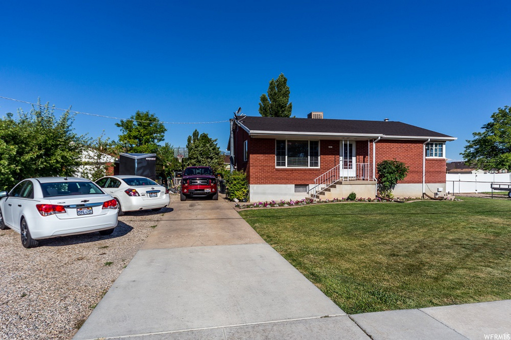 2423 S 2000 W Syracuse, UT 84075