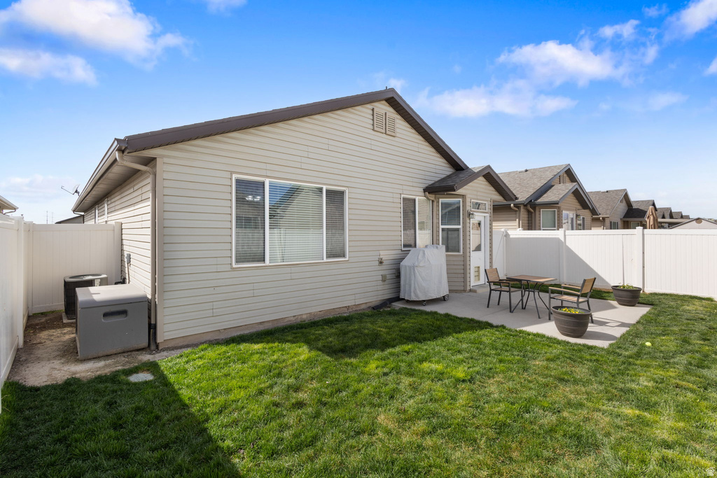 726 N SKIPTON DR North Salt Lake, UT 84054