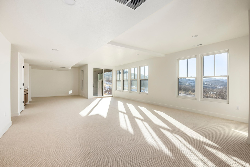 692 E SILVER HILL LOOP #92 Hideout, UT 84036