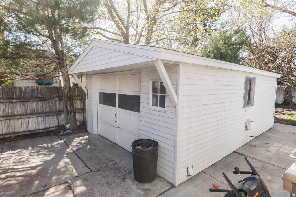 871 N HILLCREST AVE Logan, UT 84321