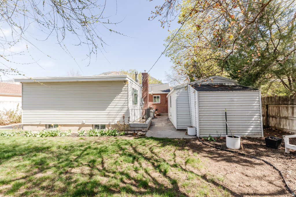 871 N HILLCREST AVE Logan, UT 84321