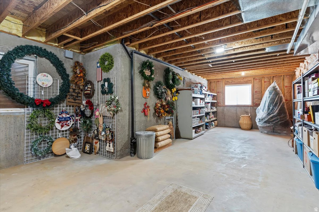 523 E 3600 N North Ogden, UT 84414