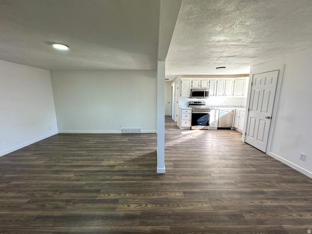 8456 W 3450 S Magna, UT 84044