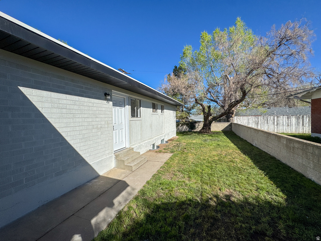 8456 W 3450 S Magna, UT 84044