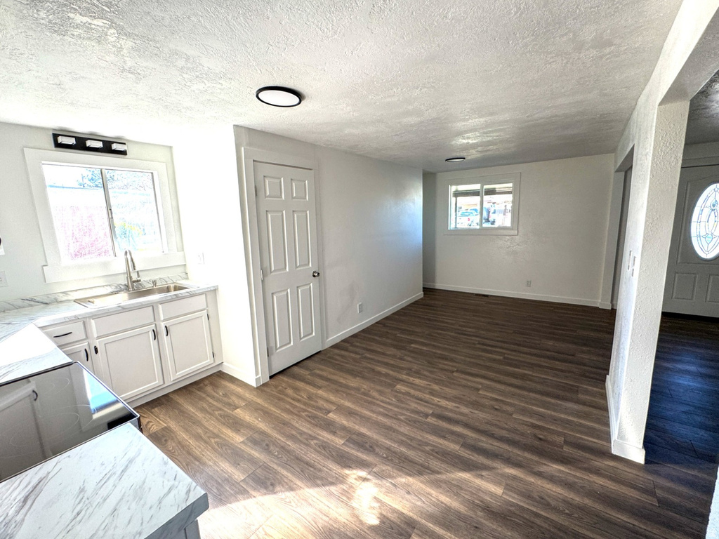 8456 W 3450 S Magna, UT 84044