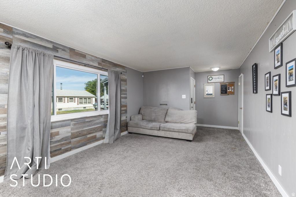 4370 S 175 E Washington Terrace, UT 84405