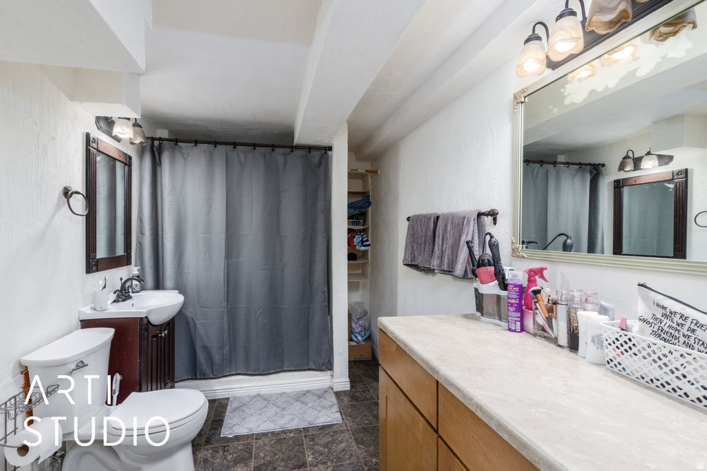 4370 S 175 E Washington Terrace, UT 84405