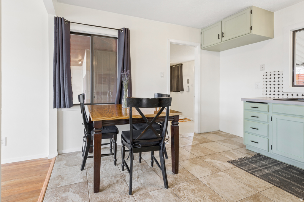 431 W 4650 S Washington Terrace, UT 84405