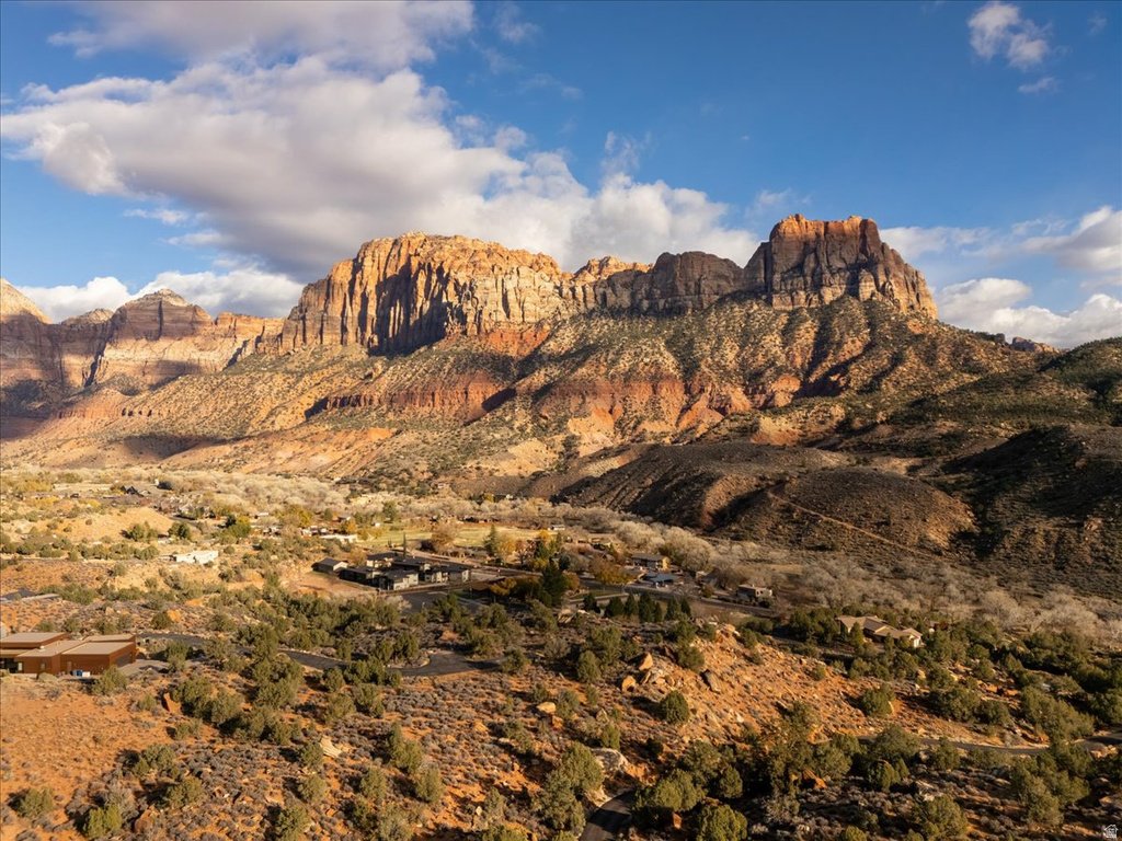 366  QUAIL RD Springdale, UT 84767