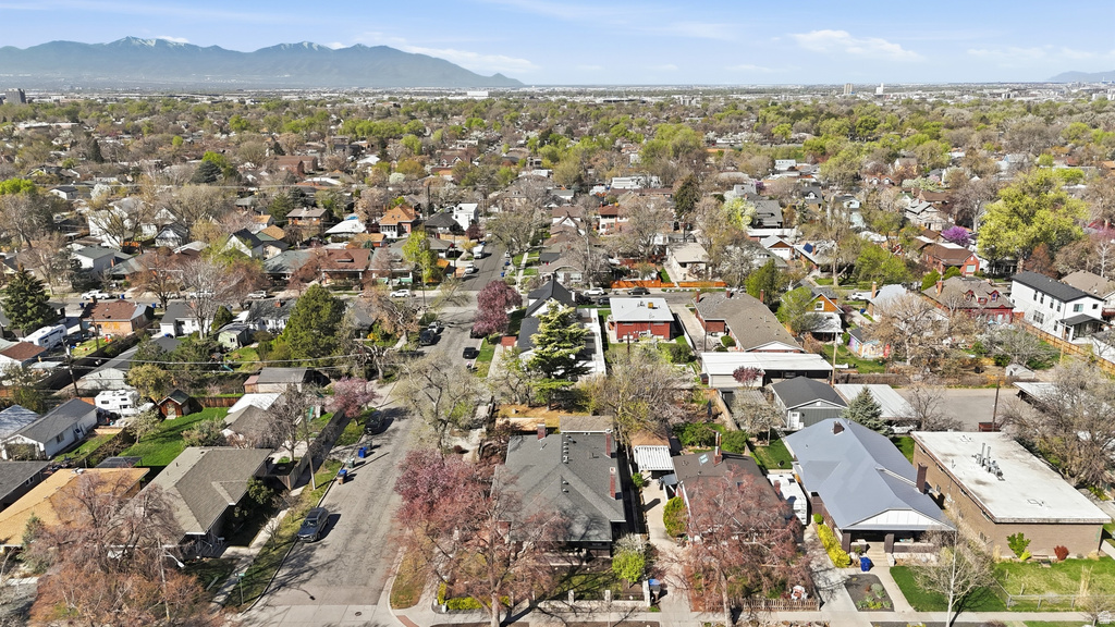 1400 S 1000 E Salt Lake City, UT 84105