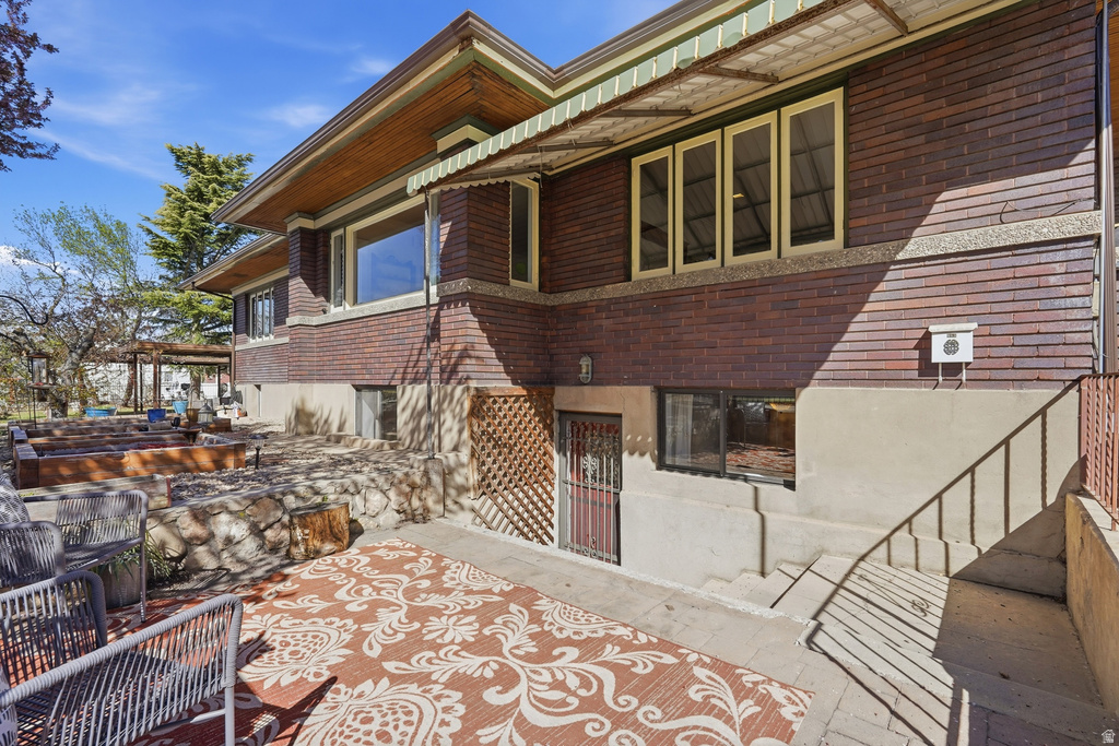 1400 S 1000 E Salt Lake City, UT 84105