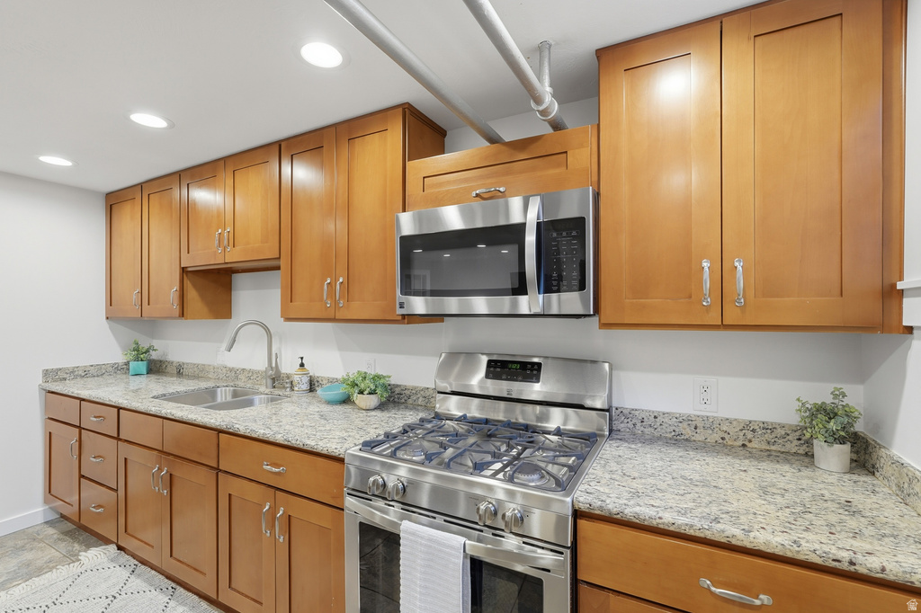 1400 S 1000 E Salt Lake City, UT 84105