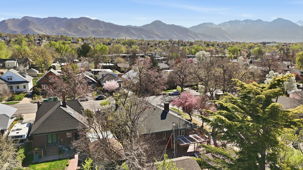 1400 S 1000 E Salt Lake City, UT 84105