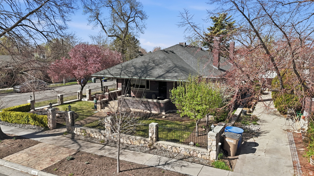 1400 S 1000 E Salt Lake City, UT 84105