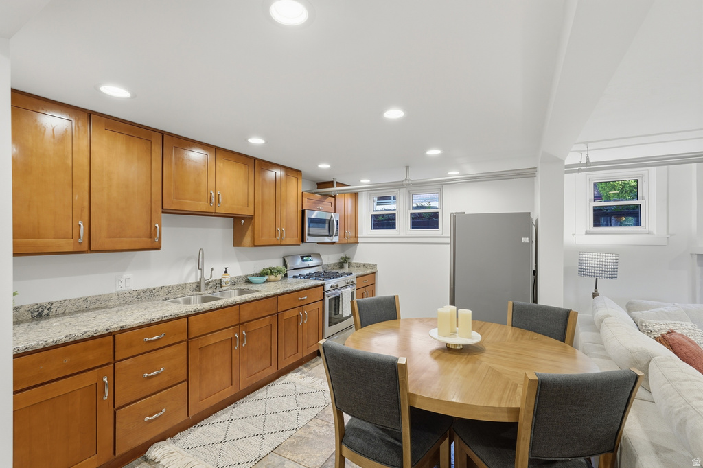 1400 S 1000 E Salt Lake City, UT 84105