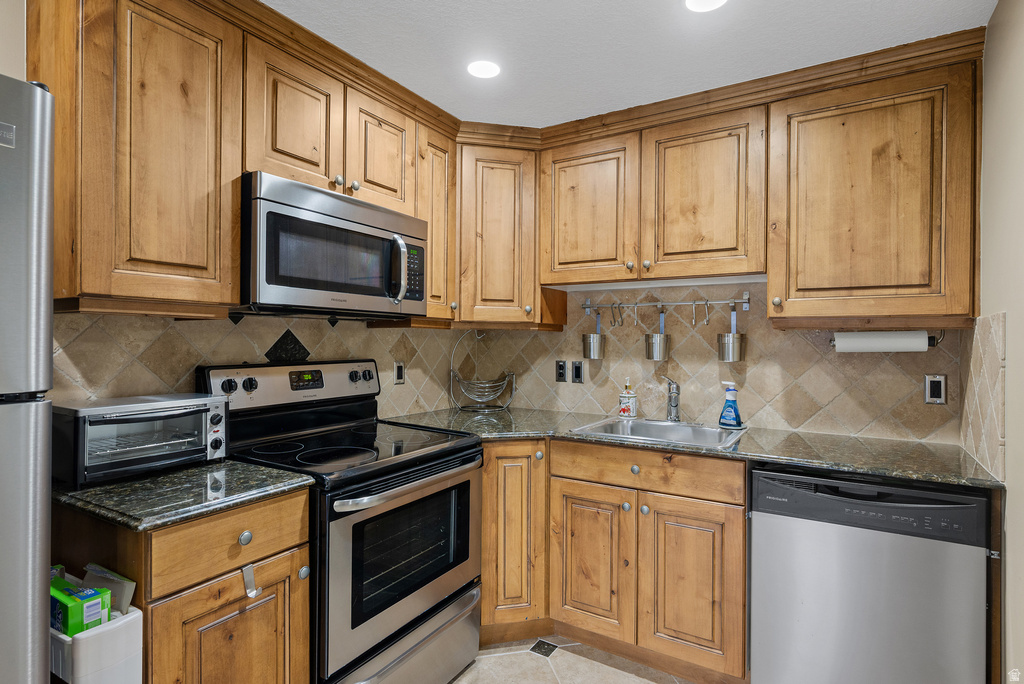 11952 N 5880 W Highland, UT 84003