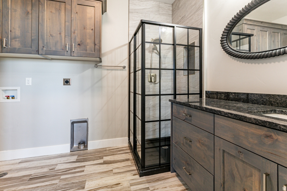 3663 W 2475 S Ogden, UT 84401