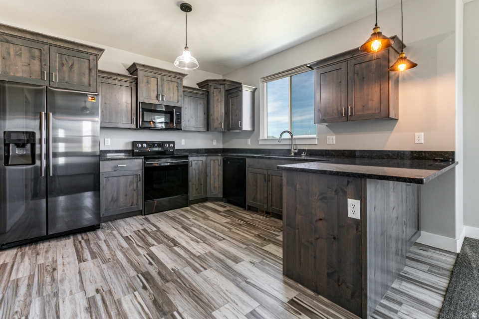 3663 W 2475 S Ogden, UT 84401