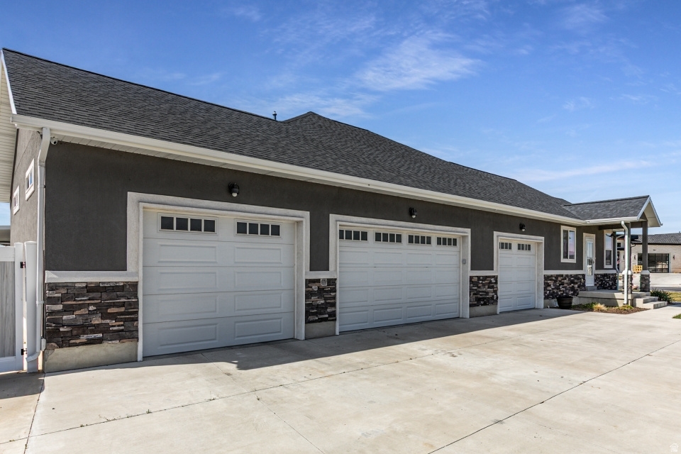 3663 W 2475 S Ogden, UT 84401