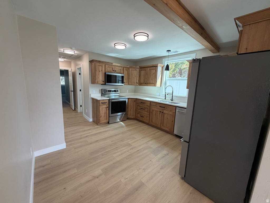 210 RIDGEWAY ST Helper, UT 84526