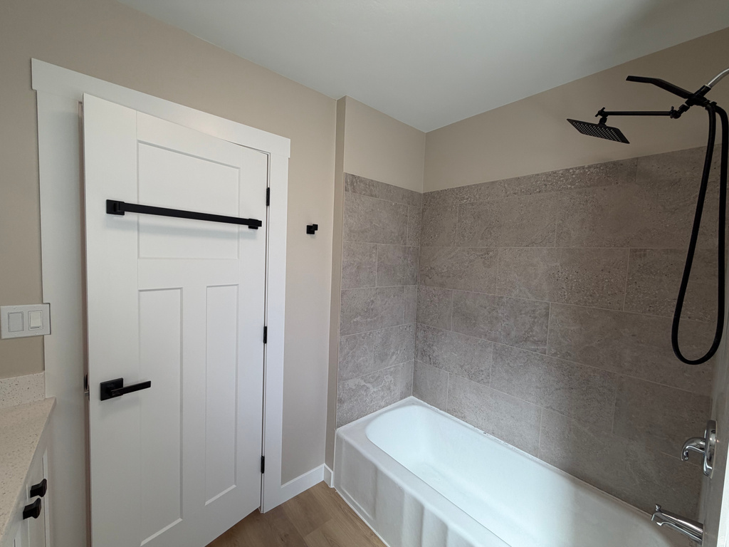 210 RIDGEWAY ST Helper, UT 84526