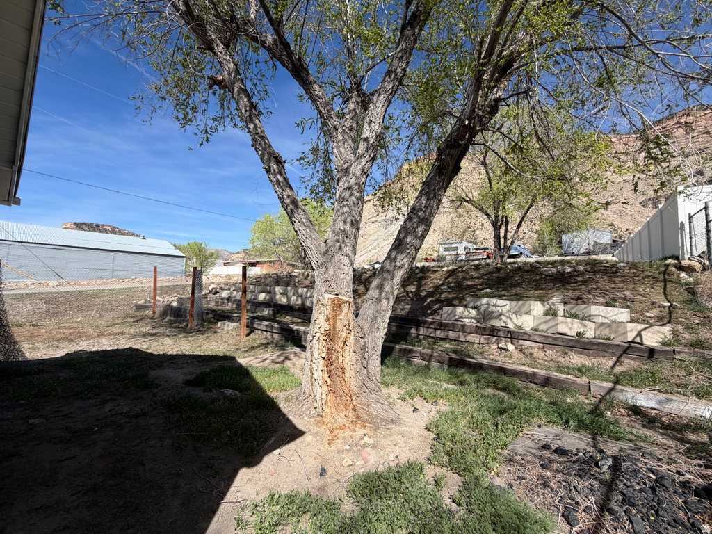 210 RIDGEWAY ST Helper, UT 84526