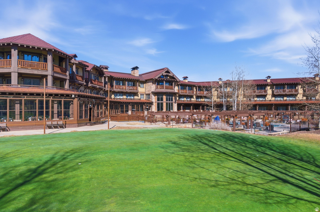 2001 PARK AVE #306 Park City, UT 84060