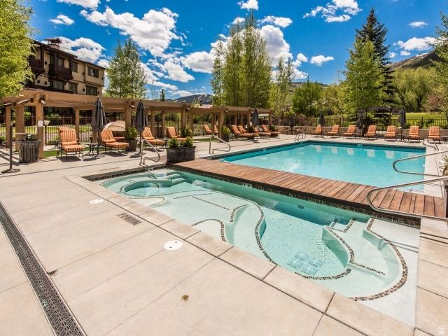 2001 PARK AVE #306 Park City, UT 84060