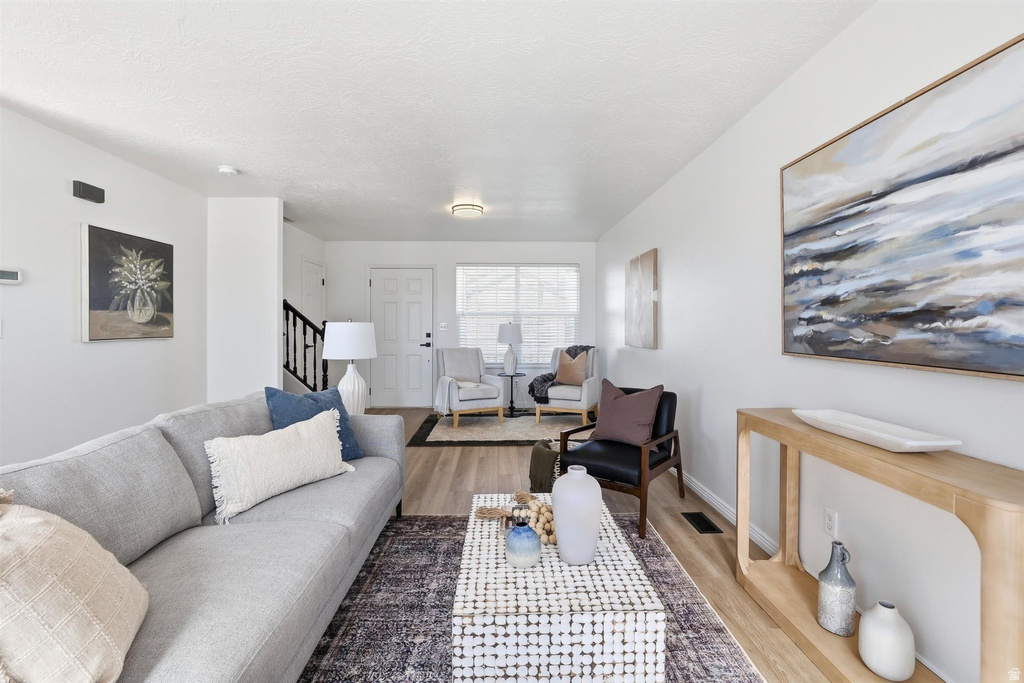 7553 S VALLEY MAPLE DR West Jordan, UT 84081