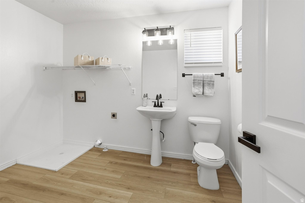 7553 S VALLEY MAPLE DR West Jordan, UT 84081