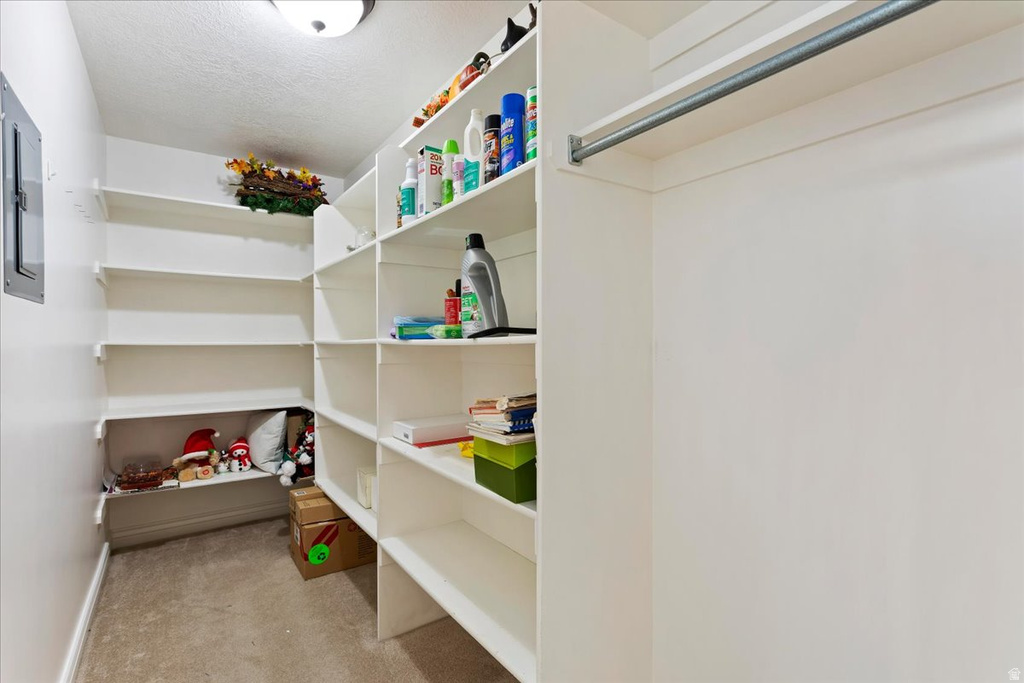 190 W NEWBURY LN Harrisville, UT 84414