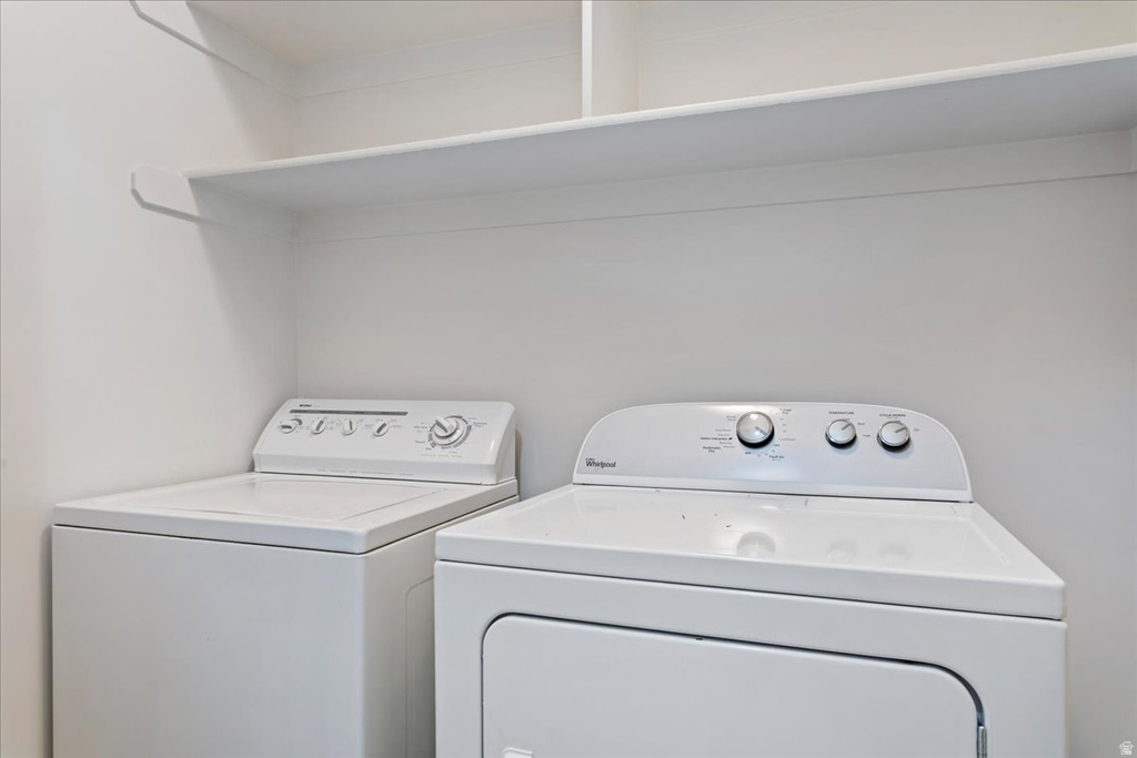 190 W NEWBURY LN Harrisville, UT 84414