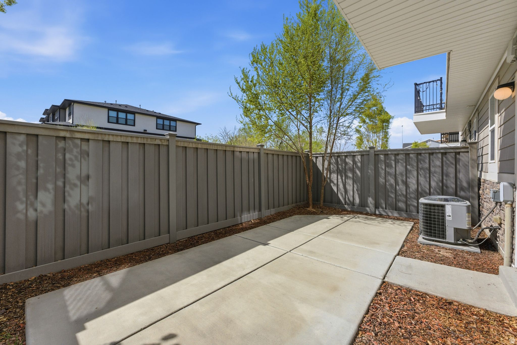 74 E GOLDEN PRIVET DR Draper, UT 84020