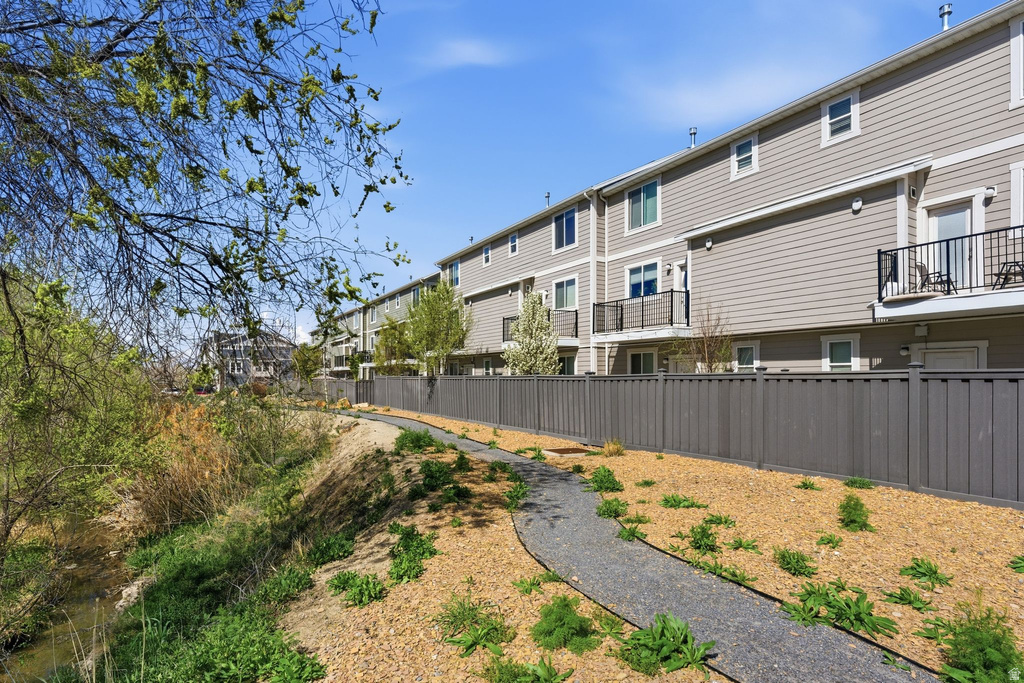 74 E GOLDEN PRIVET DR Draper, UT 84020