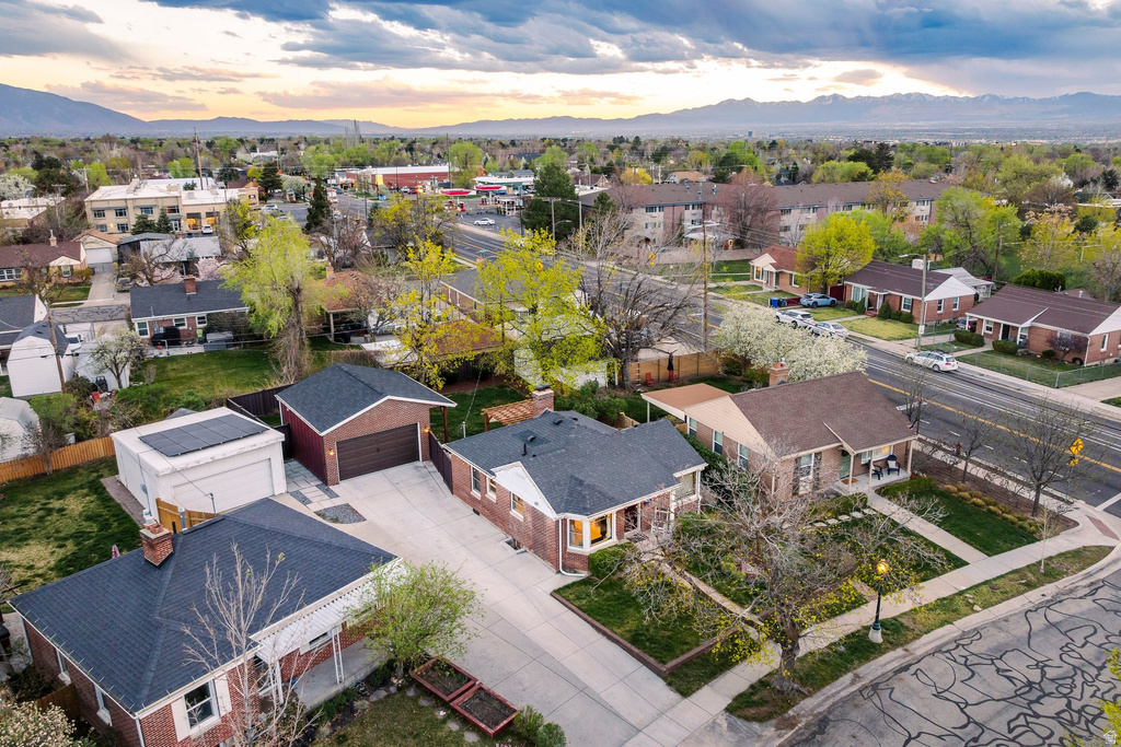 2008 E STRATFORD DR Salt Lake City, UT 84109