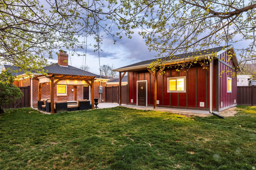 2008 E STRATFORD DR Salt Lake City, UT 84109