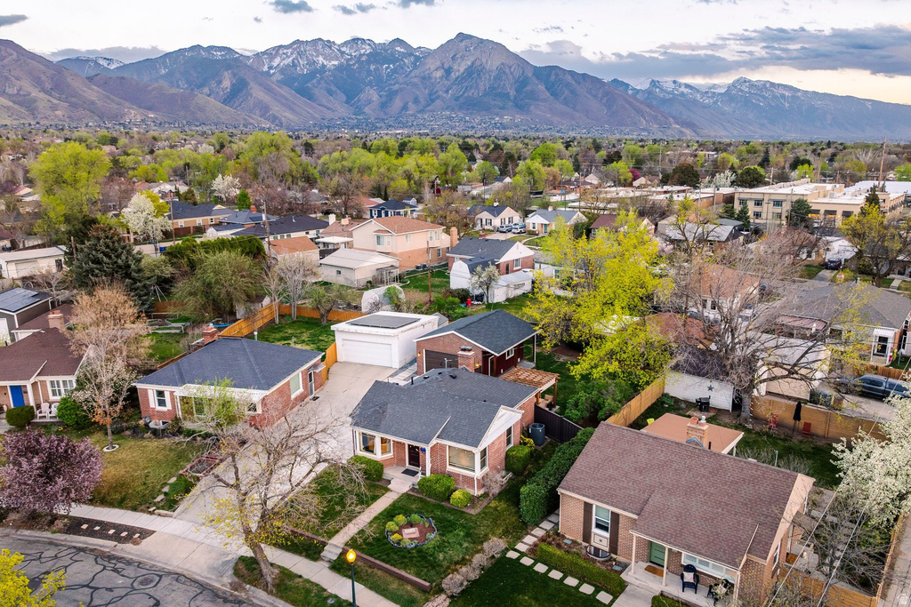 2008 E STRATFORD DR Salt Lake City, UT 84109