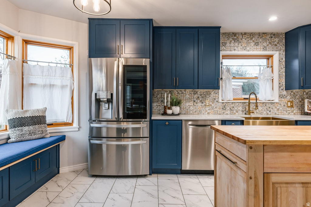 2008 E STRATFORD DR Salt Lake City, UT 84109