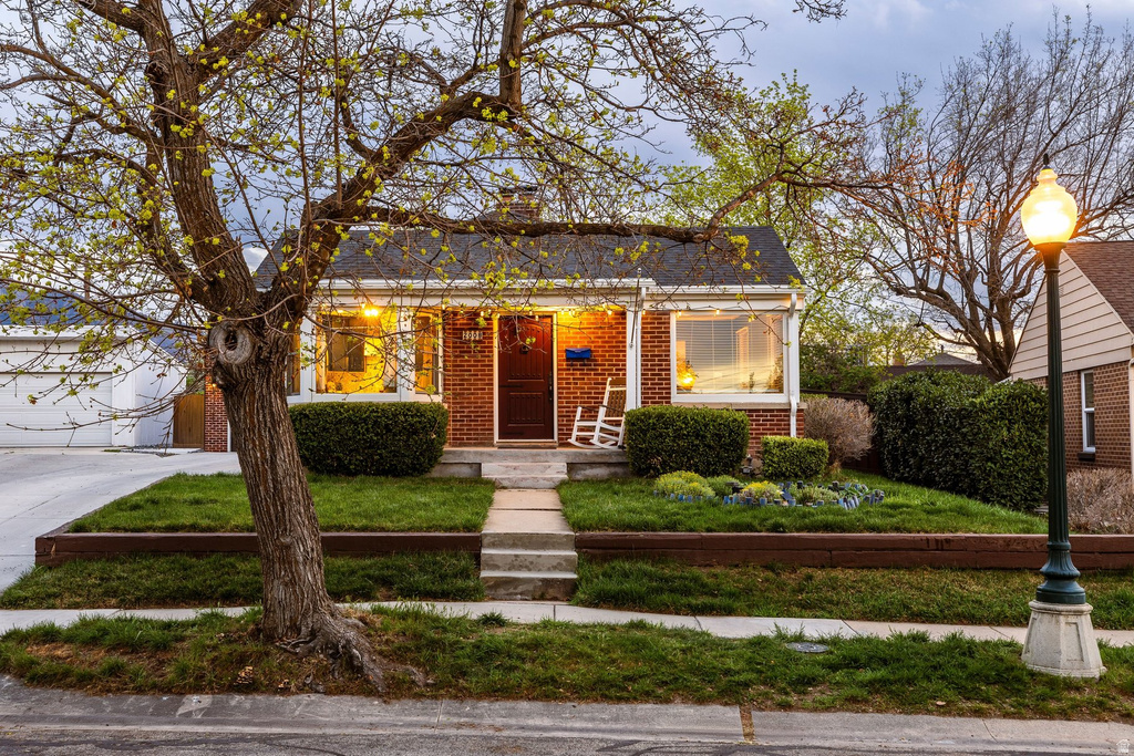 2008 E STRATFORD DR Salt Lake City, UT 84109