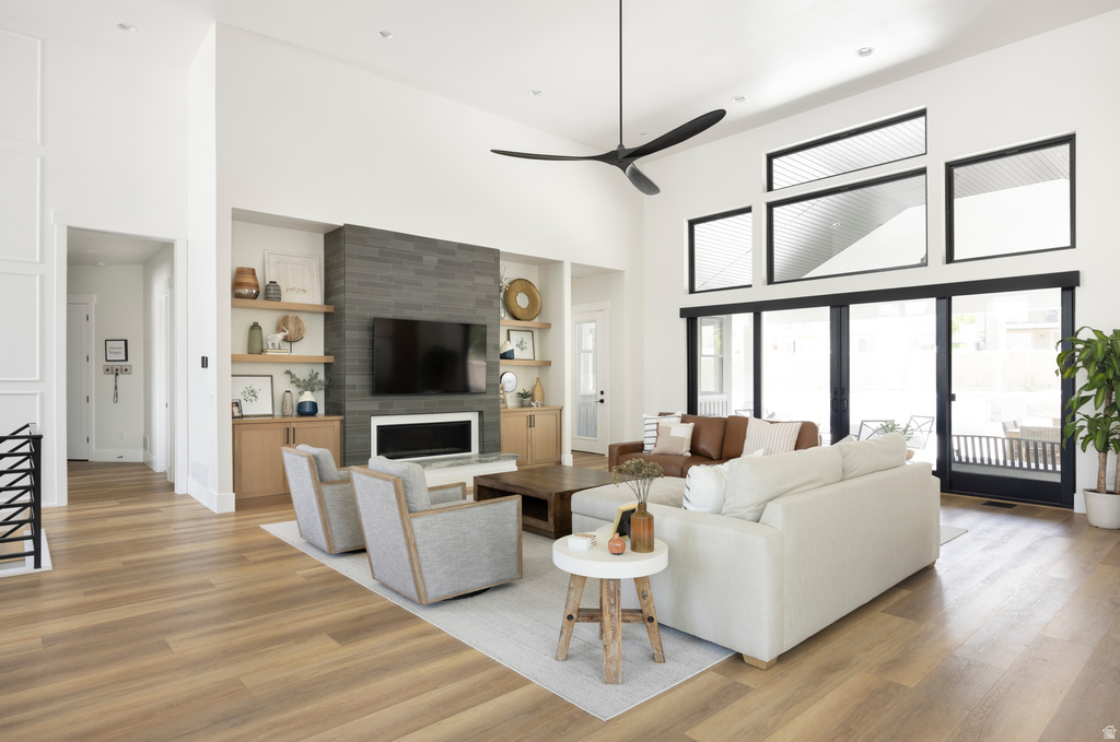 10241 S DIMPLE DELL LN Sandy, UT 84092