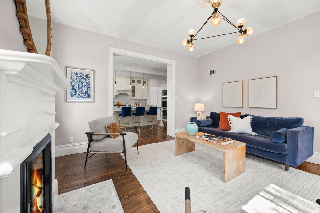 80 W 300 N Salt Lake City, UT 84103