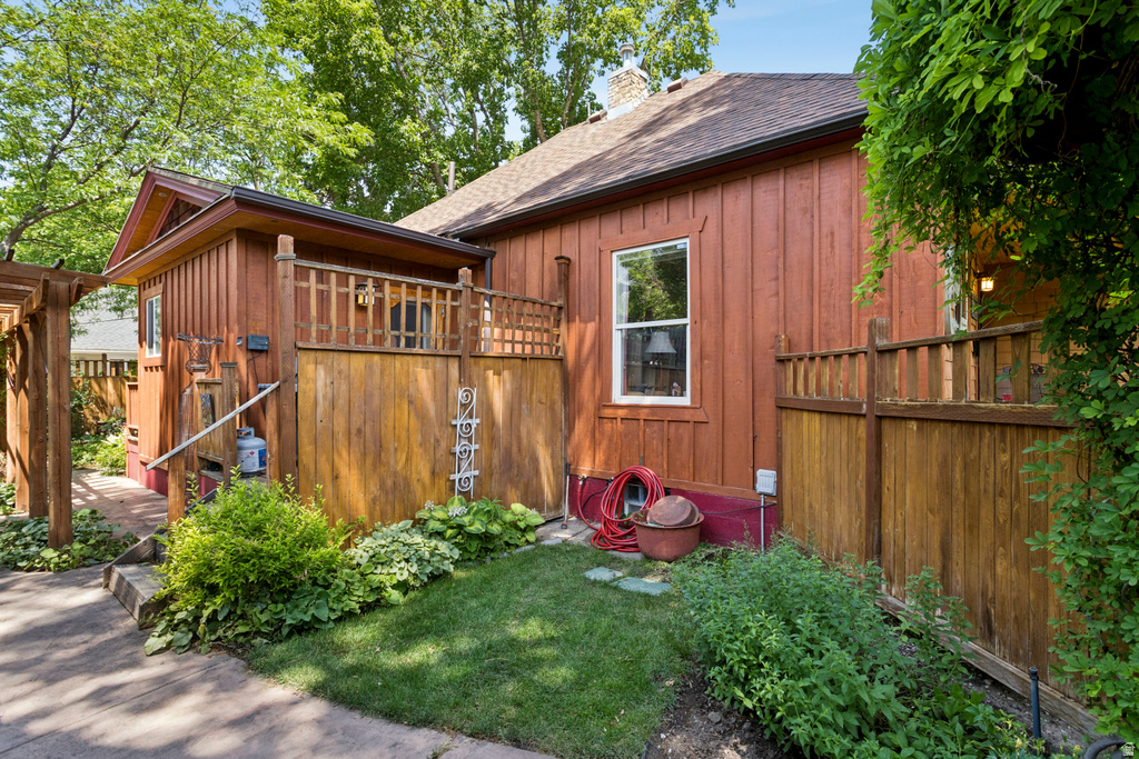 1410 S 300 E Salt Lake City, UT 84115