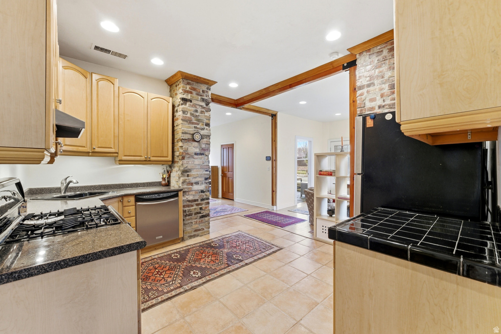 1410 S 300 E Salt Lake City, UT 84115