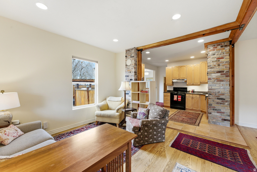 1410 S 300 E Salt Lake City, UT 84115