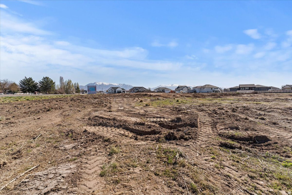 5800 W 4050 S Hooper, UT 84315