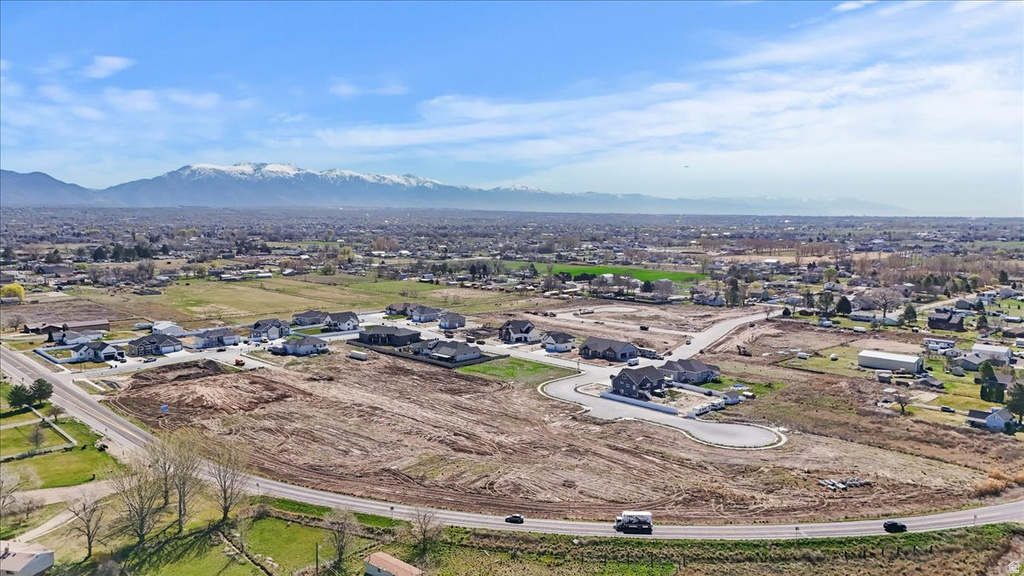 5800 W 4050 S Hooper, UT 84315