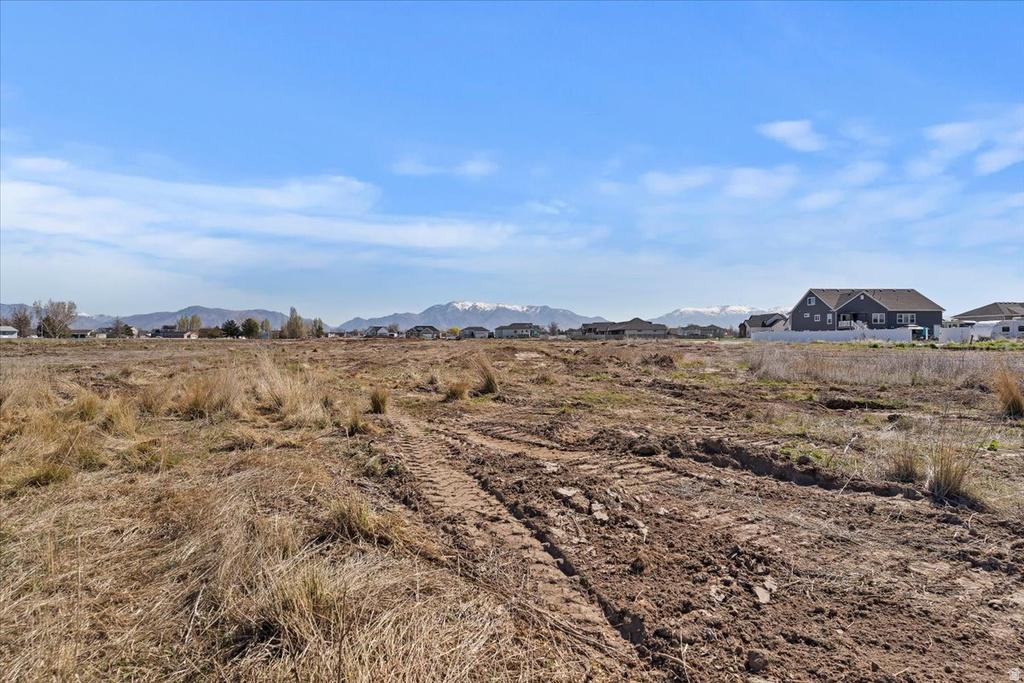 5800 W 4050 S Hooper, UT 84315