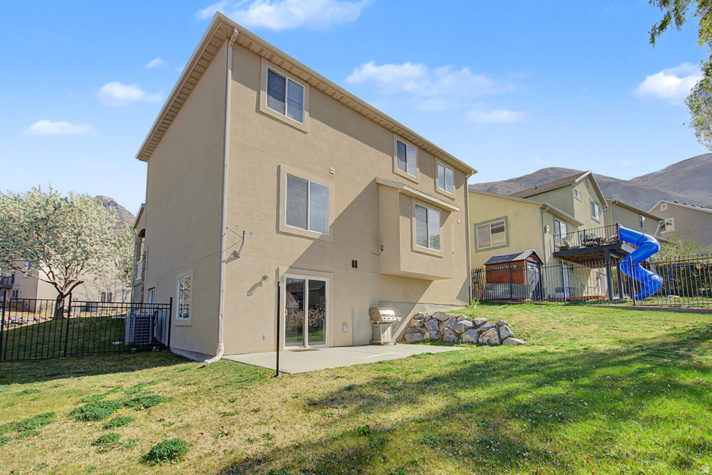 10437 N TAMARACK WAY Cedar Hills, UT 84062