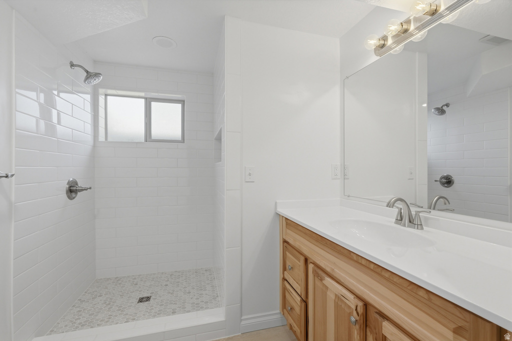 6043 S AQUARIUS DR Kearns, UT 84118